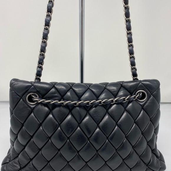 Chanel Quilted Bubble Flap - Picture 2 of 8